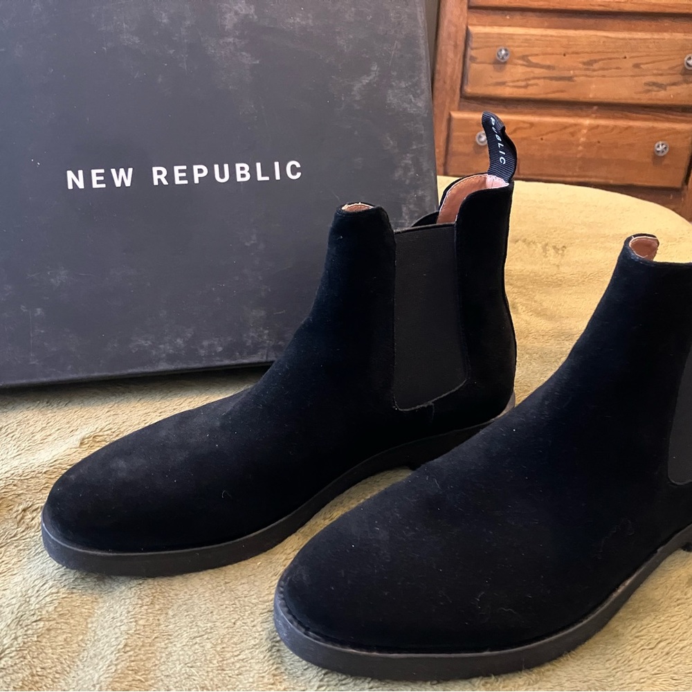 Chelsea boots